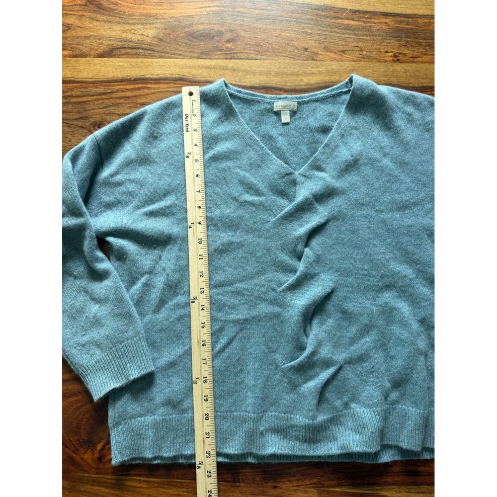 Garnet Hill 100% Cashmere V-Neck Sweater Dusty Blue Twisted Front Relaxed Large - Picture 4 of 8
